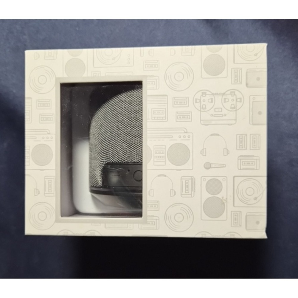 Bluetooth Charging Speaker Leed's‎ Dr Pepper Fabric